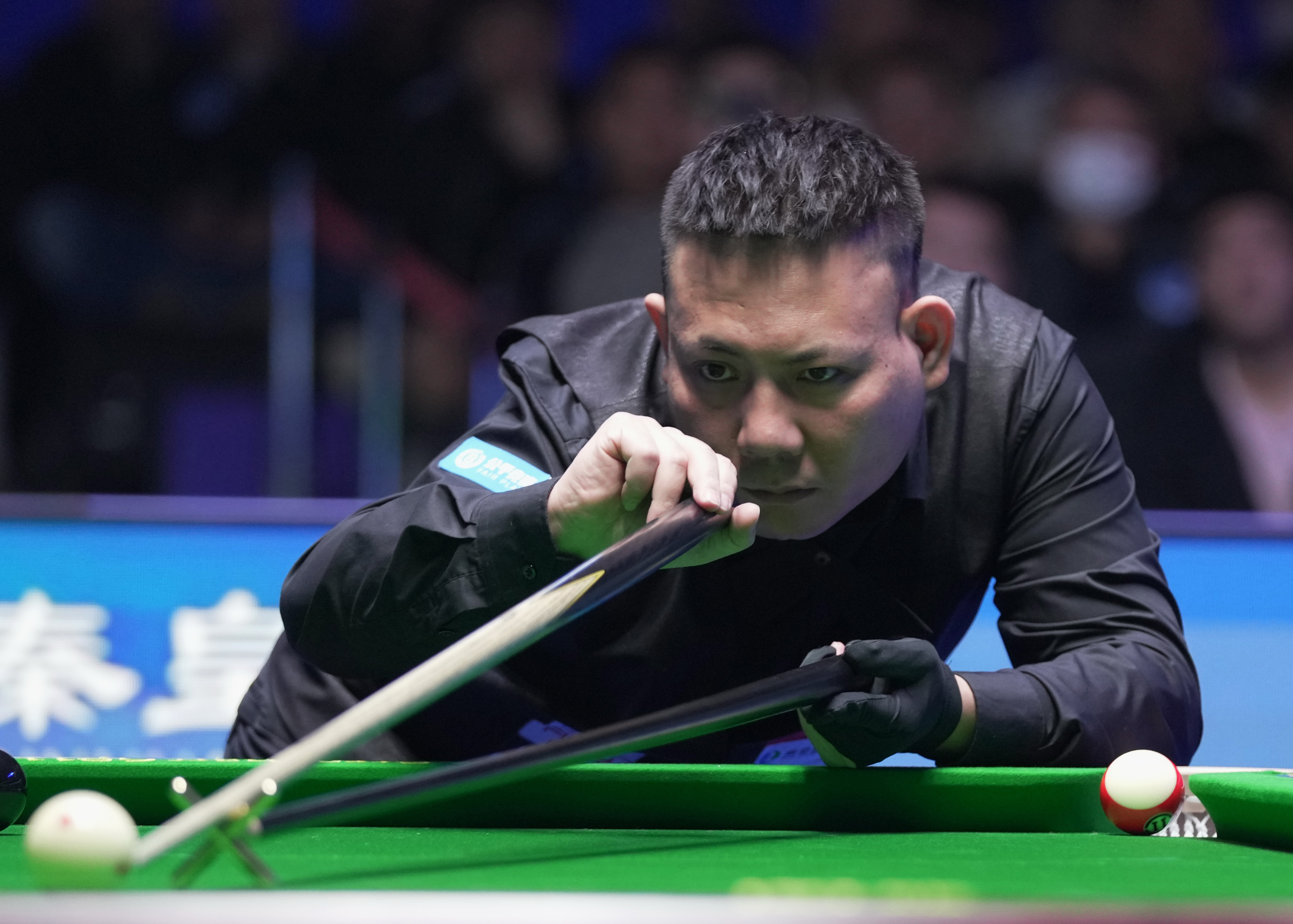 首场胜利 首场胜利