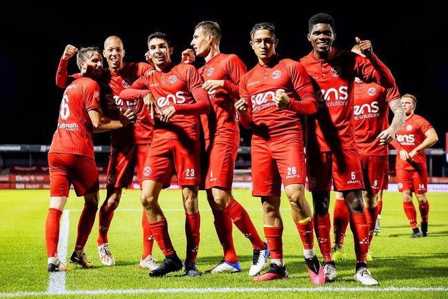 在夏季联赛 在夏季联赛