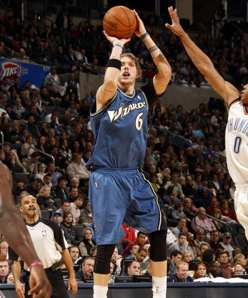 锋凭借其在 锋凭借其在